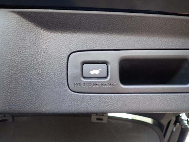 ヴェゼル ｅ：ＨＥＶＺ　１オーナー　Ｒカメラ　フルセグテレビ　スマ－トキ－　ＥＴＣ車載器　アクティブクルーズ　サイドエアバッグ　ナビＴＶ　フルオートエアコン　横滑り防止　キーフリーシステム　４ＷＤ車　禁煙　ＬＥＤヘッドライト（22枚目）
