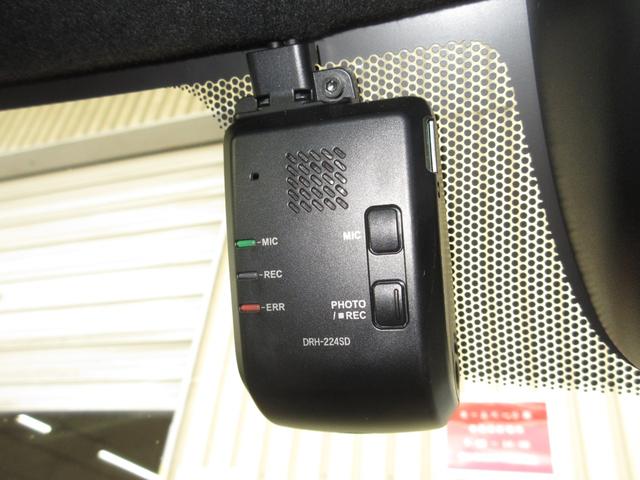 Ｎ－ＷＧＮカスタム Ｌ　ホンダセンシング純正メモリーナビＢｌｕｅｔｏｏｔｈドラレコＥＴＣＲカメラ　キーレス　カーテンエアバッグ　ＬＥＤヘッド　ＶＳＡ　記録簿　ＥＴＣ車載器　コーナーセンサー　衝突被害軽減ブレーキ　クルコン（6枚目）