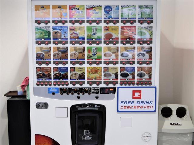 プログレス スタイルブルーイッシュ ムーンルーフ メーカーナビ パノラミックビューモニター レーダークルーズ パワーバックドア 純正18インチアルミ LEDヘッド LEDフォグ シーケンシャルウインカー 専用シート パワーシート(61枚目)