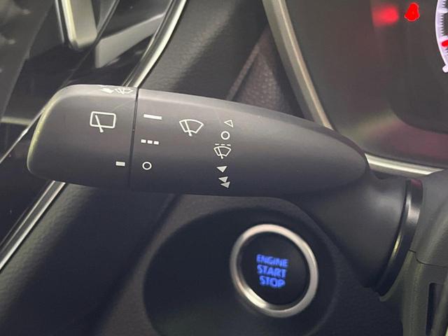 カローラクロス Ｇ　禁煙車　セーフティセンス　ＬＥＤフロントフォグ　レーンアシスト　レーダークルーズ　バックカメラ　Ｂｌｕｅｔｏｏｔｈ接続　ＬＥＤヘッドライト　クリアランスソナー　オートマチックハイビーム　スマートキー（30枚目）