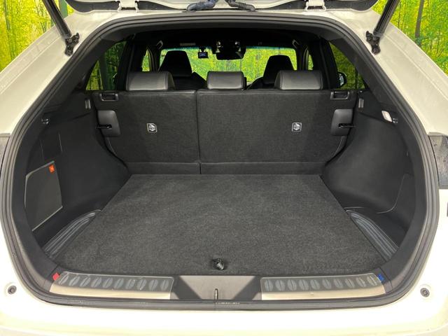 ハリアー Ｚ　禁煙車　１２．３型メーカーナビ　ＪＢＬ　デジタルインナーミラー　ＢＳＭ　ハーフレザーシート　パワーシート　パワーバックドア　純正１９インチアルミ　ＬＥＤヘッドランプ　ＬＥＤフォグランプ　ＲＣＴＡ（29枚目）