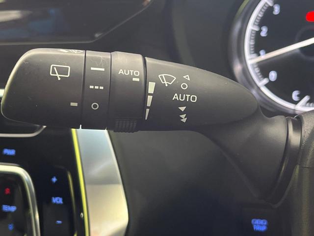 ハリアー Ｚ　禁煙車　１２．３型メーカーナビ　ＪＢＬ　デジタルインナーミラー　ＢＳＭ　ハーフレザーシート　パワーシート　パワーバックドア　純正１９インチアルミ　ＬＥＤヘッドランプ　ＬＥＤフォグランプ　ＲＣＴＡ（42枚目）