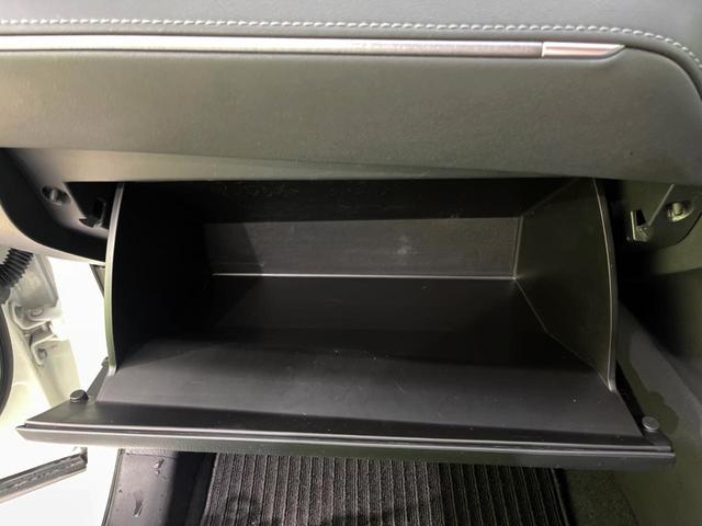 ハリアー Ｚ　禁煙車　１２．３型メーカーナビ　ＪＢＬ　デジタルインナーミラー　ＢＳＭ　ハーフレザーシート　パワーシート　パワーバックドア　純正１９インチアルミ　ＬＥＤヘッドランプ　ＬＥＤフォグランプ　ＲＣＴＡ（50枚目）