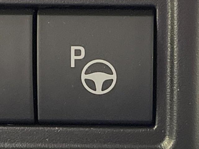 カローラクロス ハイブリッド　Ｚ　禁煙車　パノラマルーフ　ナビ機能付き１０．５型ディスプレイ　モデリスタフルエアロ　ＢＳＭ　１８インチＡＷ　ハーフレザーシート　パワーシート　シートヒーター　ＬＥＤヘッド　ハンズフリーパワーバックドア（34枚目）