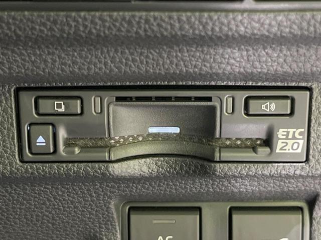 カローラクロス ハイブリッド　Ｚ　禁煙車　パノラマルーフ　ナビ機能付き１０．５型ディスプレイ　モデリスタフルエアロ　ＢＳＭ　１８インチＡＷ　ハーフレザーシート　パワーシート　シートヒーター　ＬＥＤヘッド　ハンズフリーパワーバックドア（49枚目）