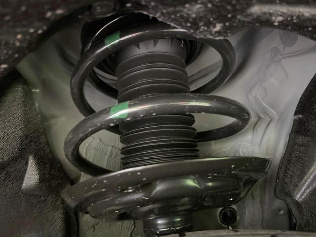 ＲＡＶ４ アドベンチャー　純正１０．５型ＤＡ　登録済未使用車　ＢＳＭ　ＬＥＤヘッドランプ　ＬＥＤフォグランプ　純正１９インチアルミ　合皮スポーティシート　パワーシート　シートヒーター　ベンチレーション　自動防眩インナーミラー（20枚目）