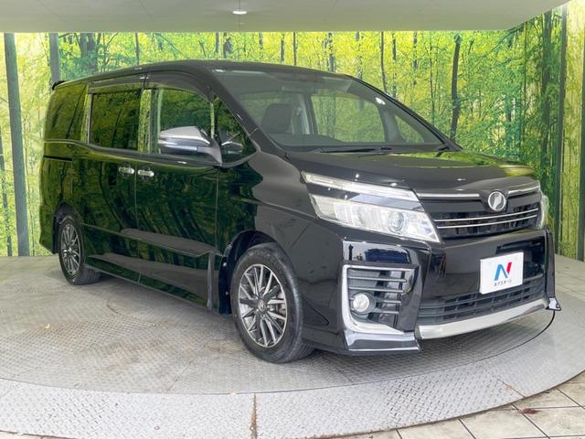 ヴォクシー ＺＳ　煌　禁煙車　両側電動スライドドア　パナソニック製ＳＤナビ　後席モニター　バックカメラ　ＥＴＣ　ドラレコ　ＬＥＤヘッドライト　純正１６インチアルミホイール　スマートキー　デュアルエアコン　革巻きステアリング（17枚目）