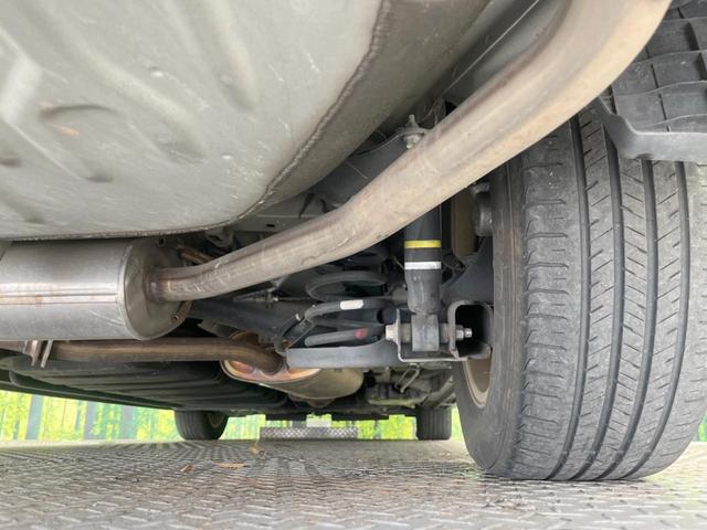 ヴォクシー ＺＳ　煌　禁煙車　両側電動スライドドア　パナソニック製ＳＤナビ　後席モニター　バックカメラ　ＥＴＣ　ドラレコ　ＬＥＤヘッドライト　純正１６インチアルミホイール　スマートキー　デュアルエアコン　革巻きステアリング（22枚目）