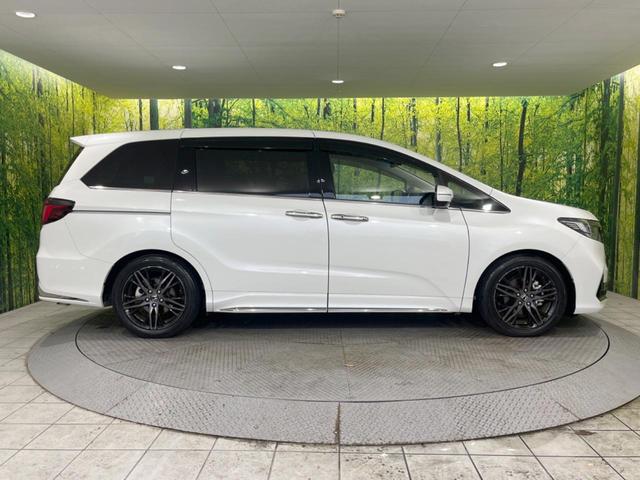 オデッセイハイブリッド ｅ：ＨＥＶアブソルート・ＥＸ　禁煙車　純正１０型ナビ　全周囲カメラ　黒革シート　両側電動スライドドア　ホンダセンシング　アダプティブクルーズ　ＥＴＣ２．０　ドラレコ　シートヒーター　電動リアゲート　ＬＥＤヘッドライト　１００Ｖ電源（66枚目）