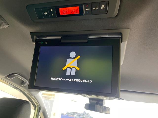 ヴォクシー ＺＳ　煌ＩＩ　禁煙車　純正９型ナビ　後席モニター　両側電動スライドドア　セーフティセンス　バックカメラ　ＥＴＣ　Ｂｌｕｅｔｏｏｔｈ　フルセグ　ＬＥＤヘッド／フロントフォグ　リアオートエアコン　クルーズコントロール（5枚目）