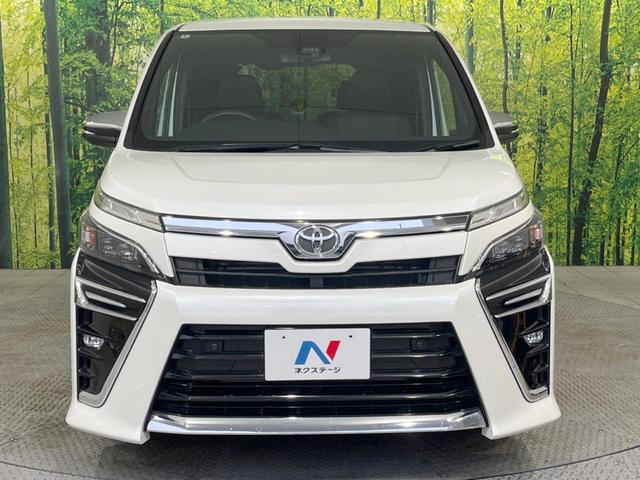 ヴォクシー ＺＳ　煌ＩＩ　禁煙車　純正９型ナビ　後席モニター　両側電動スライドドア　セーフティセンス　バックカメラ　ＥＴＣ　Ｂｌｕｅｔｏｏｔｈ　フルセグ　ＬＥＤヘッド／フロントフォグ　リアオートエアコン　クルーズコントロール（15枚目）