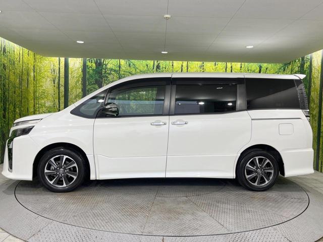 ヴォクシー ＺＳ　煌ＩＩ　禁煙車　純正９型ナビ　後席モニター　両側電動スライドドア　セーフティセンス　バックカメラ　ＥＴＣ　Ｂｌｕｅｔｏｏｔｈ　フルセグ　ＬＥＤヘッド／フロントフォグ　リアオートエアコン　クルーズコントロール（54枚目）