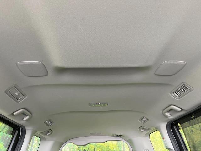 ヴォクシー ＺＳ　煌　純正ＳＤナビ　両側電動スライドドア　禁煙車　ＬＥＤヘッドランプ　アイドリングストップ　１６インチアルミ　スマートキー　デュアルオートエアコン　革巻ステアリングホイール　エアロバンパー（36枚目）