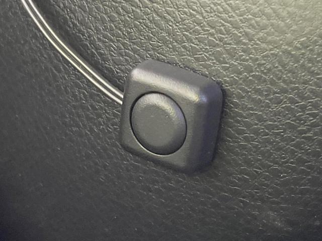 ヴォクシー ＺＳ　煌ＩＩ　純正１０型ナビ　両側電動スライドドア　禁煙車　セーフティセンス　ウッドコンビハンドル　ＬＥＤヘッドランプ　ＬＥＤフォグランプ　１７インチアルミ　スマートキー　プッシュスタート　オートライト（38枚目）