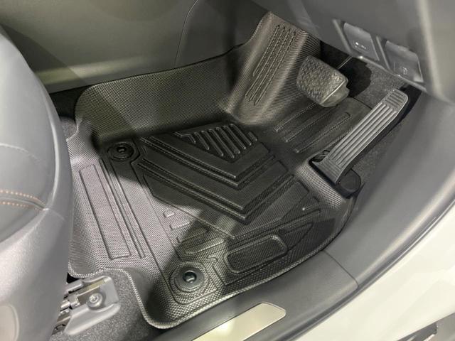 ハリアー Ｇ　モデリスタフルエアロ　モデリスタ２０インチアルミ　ローダウン　禁煙車　１２．３型ＤＡ　デジタルインナーミラー　ＢＳＭ　ハーフレザーシート　パワーバックドア　ＬＥＤヘッドランプ　パワーシート（26枚目）