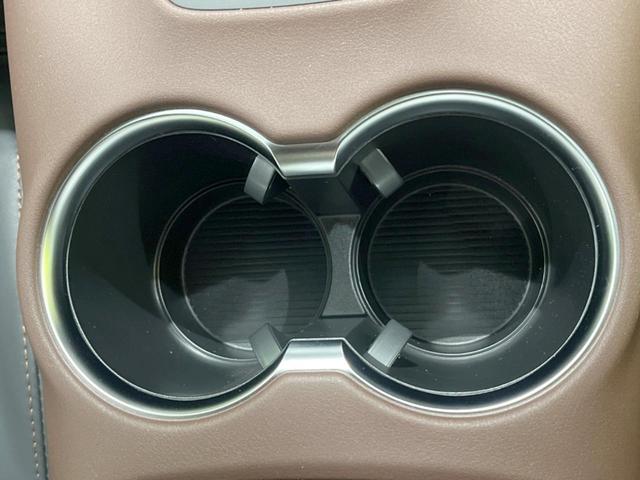 ハリアー Ｇ　モデリスタフルエアロ　モデリスタ２０インチアルミ　ローダウン　禁煙車　１２．３型ＤＡ　デジタルインナーミラー　ＢＳＭ　ハーフレザーシート　パワーバックドア　ＬＥＤヘッドランプ　パワーシート（33枚目）