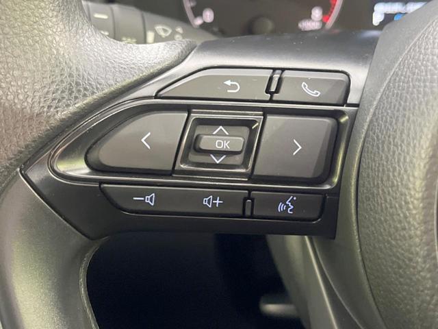 シエンタ Ｘ　禁煙車　８型ディスプレイオーディオ　全周囲カメラ　電動スライドドア　セーフティセンス　ブラインドスポットモニター　レーダークルーズ　ＬＥＤヘッドランプ　オートライト　キーレス　充電用ＵＳＢ端子（28枚目）