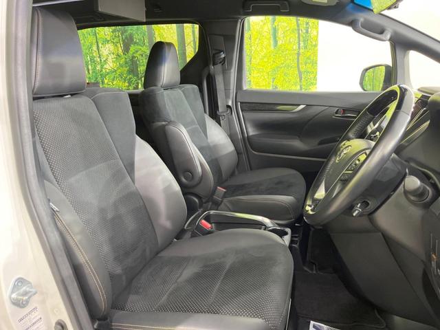 アルファード ２．５Ｓ　タイプゴールド　禁煙車　純正９型ナビ付ＤＡ　後席モニター　ＢＳＭ　ＲＣＴＡ　両側電動スライドドア　デジタルインナーミラー　ＥＴＣ　ドラレコ　ハーフレザーシート　パワーバックドア　ＬＥＤヘッド／フロントフォグランプ（8枚目）