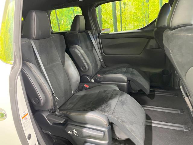 アルファード ２．５Ｓ　タイプゴールド　禁煙車　純正９型ナビ付ＤＡ　後席モニター　ＢＳＭ　ＲＣＴＡ　両側電動スライドドア　デジタルインナーミラー　ＥＴＣ　ドラレコ　ハーフレザーシート　パワーバックドア　ＬＥＤヘッド／フロントフォグランプ（9枚目）