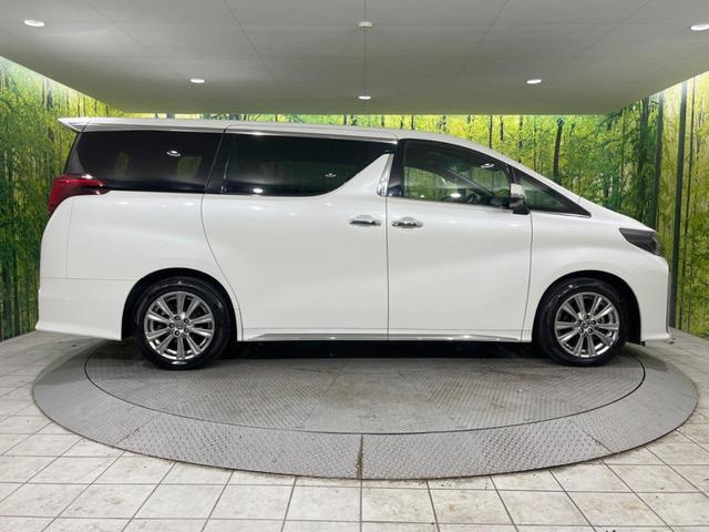 アルファード ２．５Ｓ　タイプゴールド　禁煙車　純正９型ナビ付ＤＡ　後席モニター　ＢＳＭ　ＲＣＴＡ　両側電動スライドドア　デジタルインナーミラー　ＥＴＣ　ドラレコ　ハーフレザーシート　パワーバックドア　ＬＥＤヘッド／フロントフォグランプ（60枚目）