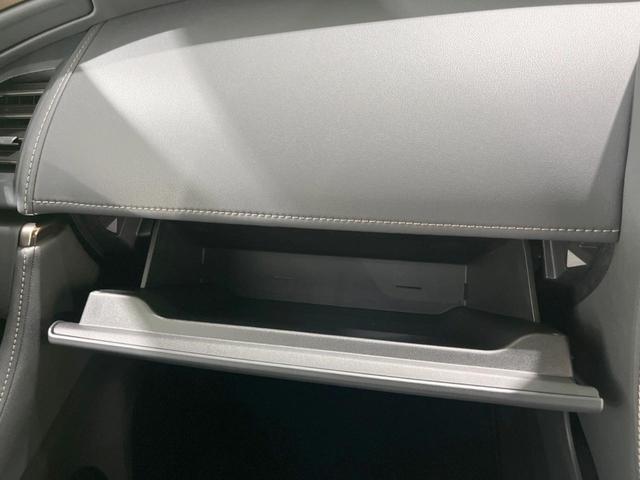 アルファードハイブリッド Ｚ　禁煙車　１４型ＤＡ　左右独立ムーンルーフ　１３型フリップダウンモニター　デジタルインナーミラー　全周囲カメラ　合皮シート　パワーシート　シートベンチレーション　パワーバックドア　３眼ＬＥＤヘッド（53枚目）