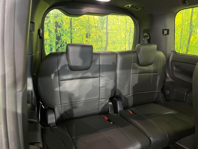 ヴォクシー ＺＳ　煌　禁煙車　メモリーナビ　フリップダウンモニター　両側電動スライドドア　柿本マフラー　革調シートカバー　ＬＥＤヘッドランプ　ＬＥＤフォグランプ　セーフティセンス　ダブルエアコン　スマートキー　オートライト（10枚目）