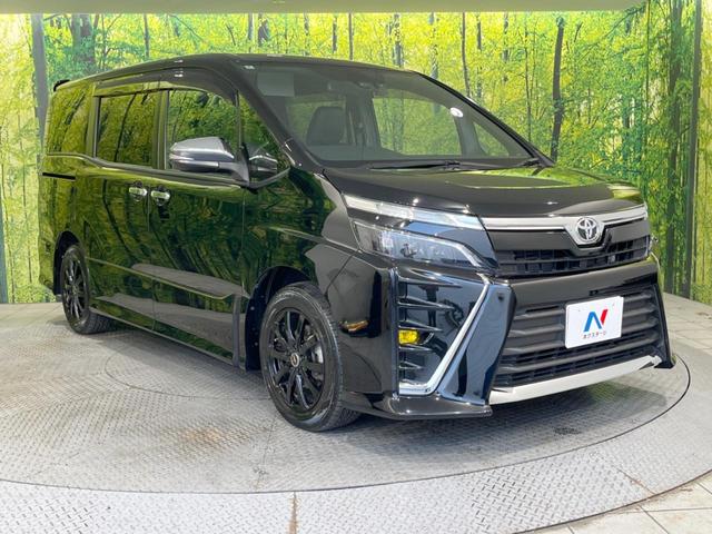 ヴォクシー ＺＳ　煌　禁煙車　メモリーナビ　フリップダウンモニター　両側電動スライドドア　柿本マフラー　革調シートカバー　ＬＥＤヘッドランプ　ＬＥＤフォグランプ　セーフティセンス　ダブルエアコン　スマートキー　オートライト（17枚目）