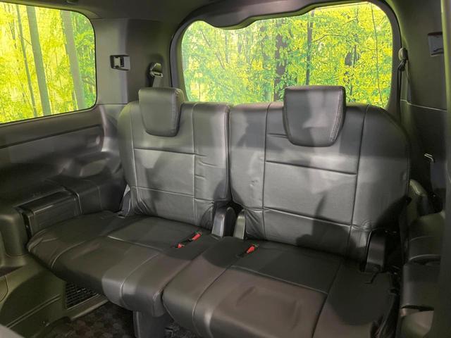 ヴォクシー ＺＳ　煌　禁煙車　メモリーナビ　フリップダウンモニター　両側電動スライドドア　柿本マフラー　革調シートカバー　ＬＥＤヘッドランプ　ＬＥＤフォグランプ　セーフティセンス　ダブルエアコン　スマートキー　オートライト（30枚目）