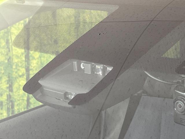 シエンタ ハイブリッドＧ　禁煙車　純正ＳＤナビ　両側電動スライドドア　セーフティセンス　ＬＥＤヘッドライト　バックカメラ　純正オプション１５インチＡＷ　オートエアコン　オートライト　ＥＴＣ　ドラレコ　スマートキー（6枚目）