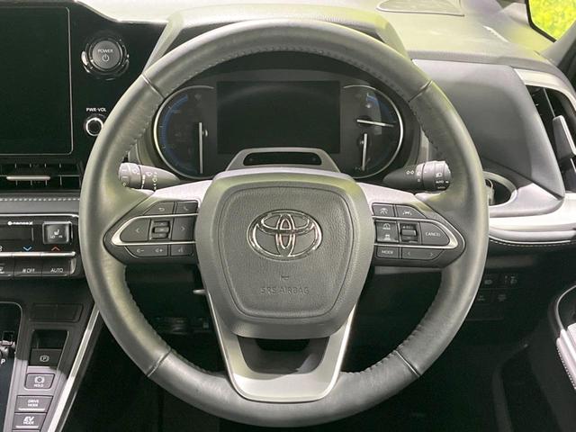 ノア ハイブリッドＳ－Ｚ　禁煙車　純正１０．５型ナビ付ＤＡ　快適利便パッケージ　ユニバーサルステップ　ＢＳＭ　両側電動スライドドア　セーフティセンス　レーダークルーズ　ＥＴＣ２．０　ドラレコ　ハーフレザーシート　電動リアゲート（12枚目）