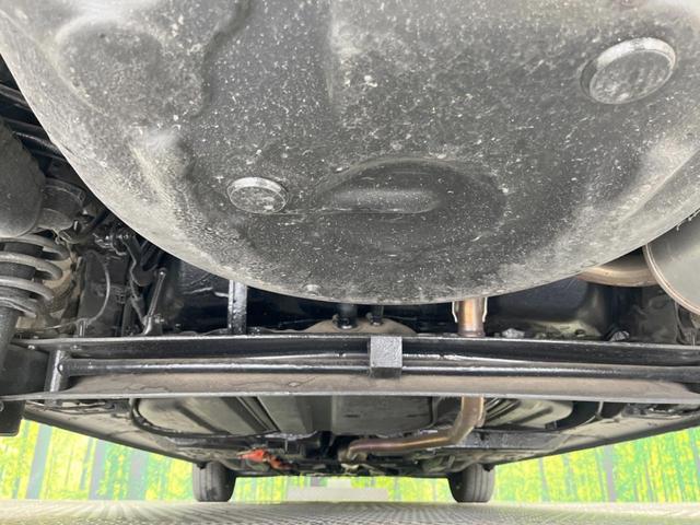 シエンタ ハイブリッド　ファンベースＧ　グランパー　禁煙車　シートヒーター　純正ＳＤナビ　両側電動スライドドア　セーフティセンス　クルコン　ＬＥＤヘッドランプ　ＬＥＤフォグランプ　ブラックドアミラー　オートライト　オートエアコン　スマートキー（19枚目）