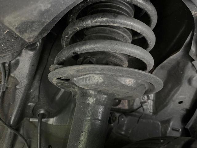 シエンタ ハイブリッド　ファンベースＧ　グランパー　禁煙車　シートヒーター　純正ＳＤナビ　両側電動スライドドア　セーフティセンス　クルコン　ＬＥＤヘッドランプ　ＬＥＤフォグランプ　ブラックドアミラー　オートライト　オートエアコン　スマートキー（20枚目）