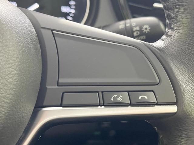 エクストレイル ２０Ｘ　サンルーフ　ルーフレール　純正ＳＤナビ　禁煙車　防水シート　純正１８インチアルミ　ＬＥＤヘッドランプ　フォグランプ　革巻ステアリング　スマートキー　パワーバックドア　左右独立温度調整オートエアコン（28枚目）