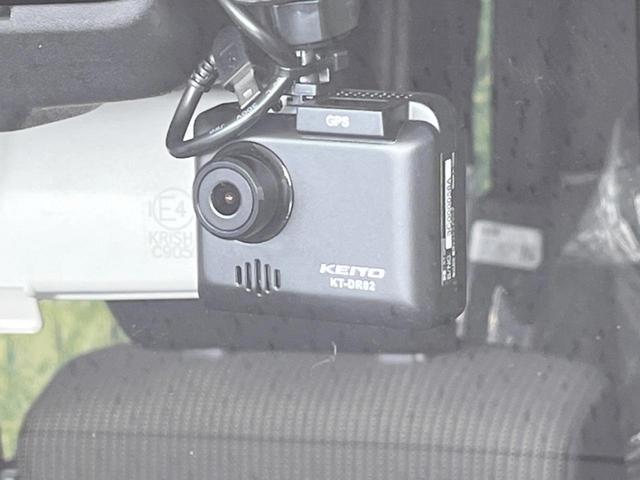 ジムニーノマド ＦＣ　禁煙車　彩速ナビ　バックカメラ　セーフティサポート　アダプティブクルーズ　ＥＴＣ　Ｂｌｕｅｔｏｏｔｈ　フルセグ　ドラレコ　シートヒーター　ＬＥＤヘッド　純正１５インチＡＷ　オートエアコン　スマートキー（7枚目）
