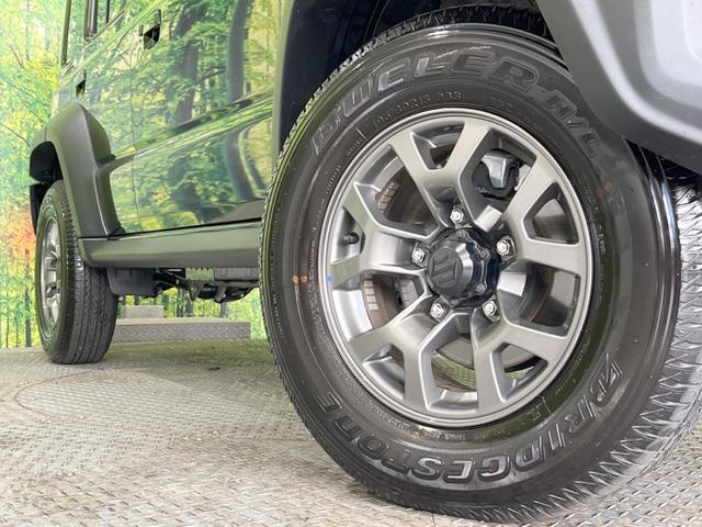 ジムニーノマド ＦＣ　禁煙車　彩速ナビ　バックカメラ　セーフティサポート　アダプティブクルーズ　ＥＴＣ　Ｂｌｕｅｔｏｏｔｈ　フルセグ　ドラレコ　シートヒーター　ＬＥＤヘッド　純正１５インチＡＷ　オートエアコン　スマートキー（13枚目）