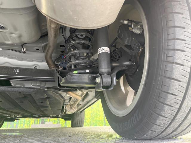 ヴェゼル ｅ：ＨＥＶ　Ｚ・ＰＬａＹパッケージ　パノラマルーフ　プレミアムオーディオ　全周囲カメラ　９型ホンダコネクトディスプレイ　禁煙車　ワイヤレス充電　ＥＴＣ２．０　ツートーンルーフ　１８インチアルミ　ハンズフリーパワーバックドア　コンビシート（22枚目）
