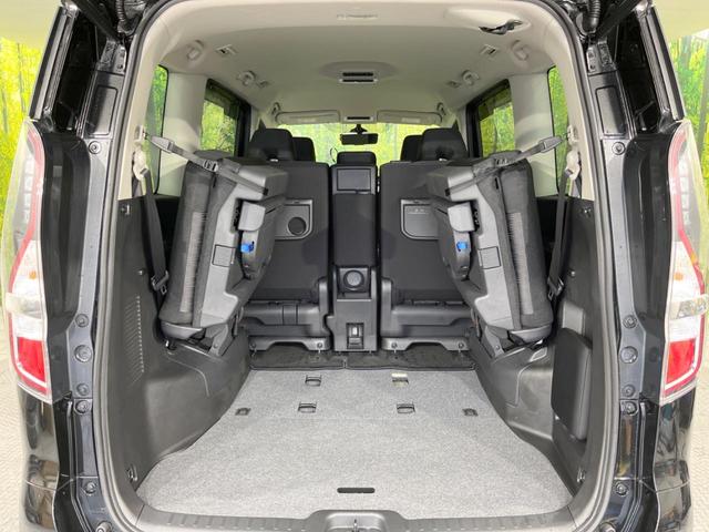 セレナ ハイウェイスターＶ　禁煙車　純正１０型ナビ　全周囲カメラ　プロパイロット　両側電動スライドドア　衝突軽減システム　ＥＴＣ　フルセグ　ドラレコ　デジタルインナーミラー　ＬＥＤヘッド　リアオートエアコン　純正１６インチＡＷ（11枚目）