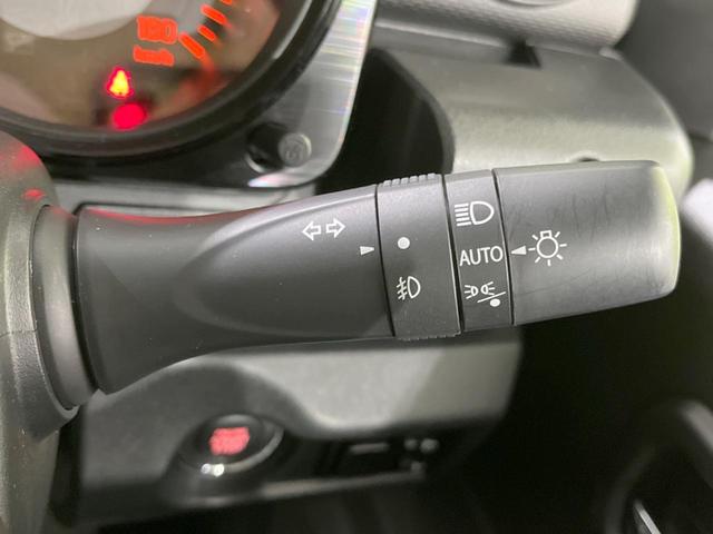 ジムニーシエラ ＪＣ　禁煙車　純正ナビ　バックカメラ　セーフティサポート　クルーズコントロール　ＥＴＣ　Ｂｌｕｅｔｏｏｔｈ　フルセグ　ドラレコ　シートヒーター　ＬＥＤヘッドライト　革巻きステアリング　純正１５インチＡＷ（32枚目）