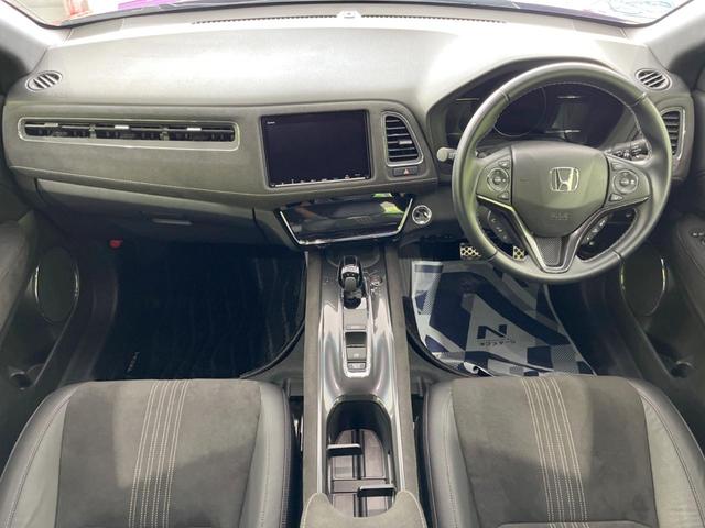 ヴェゼル ハイブリッドＲＳ・ホンダセンシング　禁煙車　純正８型ナビ　バックカメラ　ホンダセンシング　アダプティブクルーズ　ＥＴＣ　Ｂｌｕｅｔｏｏｔｈ　フルセグ　ドラレコ　ハーフレザーシート　シートヒーター　ＬＥＤヘッドライト　純正１８インチＡＷ（2枚目）