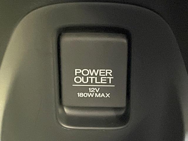 ヴェゼル ハイブリッドＲＳ・ホンダセンシング　禁煙車　純正８型ナビ　バックカメラ　ホンダセンシング　アダプティブクルーズ　ＥＴＣ　Ｂｌｕｅｔｏｏｔｈ　フルセグ　ドラレコ　ハーフレザーシート　シートヒーター　ＬＥＤヘッドライト　純正１８インチＡＷ（50枚目）