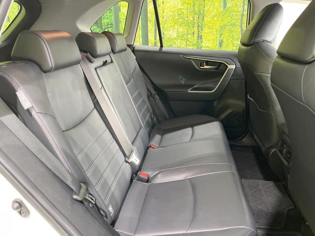 ＲＡＶ４ ハイブリッドＧ　サンルーフ　９型ナビ　バックカメラ　禁煙車　セーフティセンス　レーダークルーズ　電動リアゲート　運転席パワーシート　前席シートヒーター　ドラレコ　コーナーセンサー　ＬＥＤヘッドライト　ＥＴＣ（9枚目）