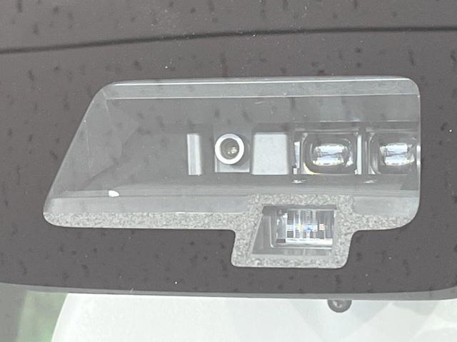 ジムニーシエラ JL ディスプレイオーディオ バックカメラ セーフティサポート 純正15インチAW 禁煙車 前後ドラレコ シートヒーター スマートキー ETC オートライト オートエアコン 撥水シート フォグライト(5枚目)