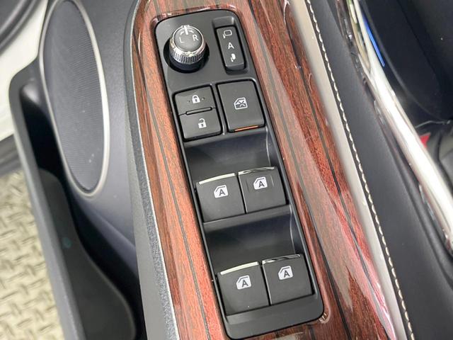 ハリアー プレミアム 純正9型SDナビ バックカメラ プリクラッシュセーフティ レーダークルーズ 禁煙車 電動リアゲート アイボリーハーフレザーシート パワーシート コーナーセンサー LEDヘッド/フォグ 18インチAW(33枚目)