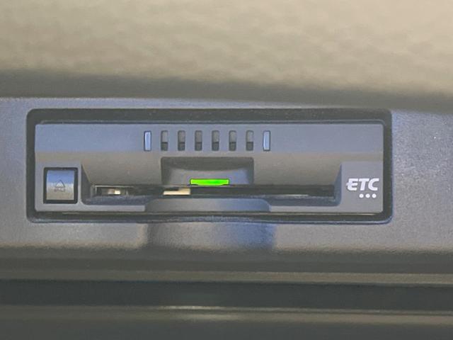 ハリアー プレミアム 純正9型SDナビ バックカメラ プリクラッシュセーフティ レーダークルーズ 禁煙車 電動リアゲート アイボリーハーフレザーシート パワーシート コーナーセンサー LEDヘッド/フォグ 18インチAW(36枚目)