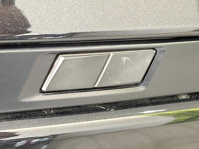 ヴォクシー S-Z 14型後席モニター 10.5型ナビ付DA 快適利便パッケージhigh 禁煙車 両側電動スライドドア バックカメラ セーフティセンス レーダークルーズ 電動リアゲート 前席中列シートヒーター ETC(38枚目)