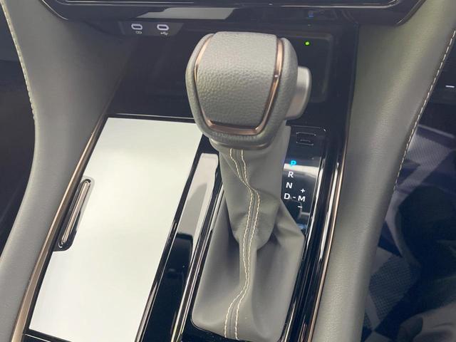 アルファード Ｚ　ムーンルーフ　後席モニター　１４型ナビ付ＤＡ　全周囲カメラ　ユニバーサルステップ　デジタルインナーミラー　前席中列シートベンチレーション　両側電動スライドドア　セーフティセンス　電動オットマン　禁煙車（26枚目）