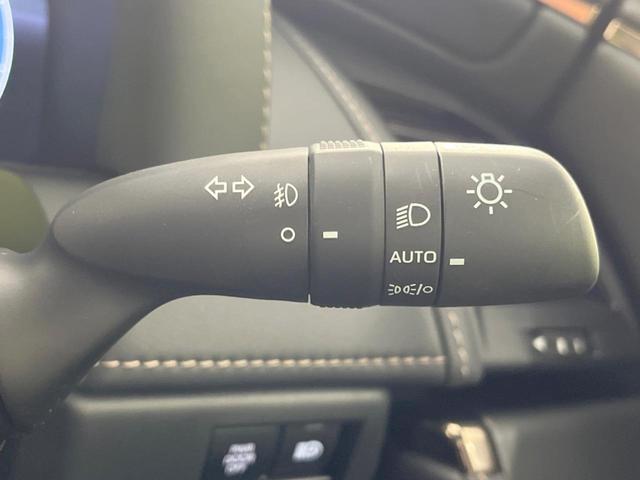 アルファード Ｚ　ムーンルーフ　後席モニター　１４型ナビ付ＤＡ　全周囲カメラ　ユニバーサルステップ　デジタルインナーミラー　前席中列シートベンチレーション　両側電動スライドドア　セーフティセンス　電動オットマン　禁煙車（32枚目）