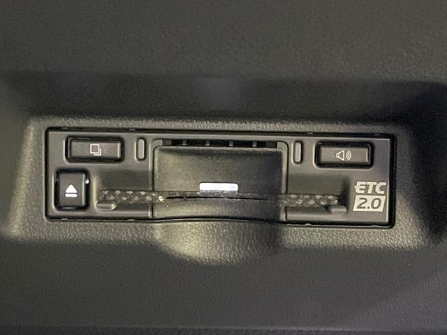 アルファード Ｚ　ムーンルーフ　後席モニター　１４型ナビ付ＤＡ　全周囲カメラ　ユニバーサルステップ　デジタルインナーミラー　前席中列シートベンチレーション　両側電動スライドドア　セーフティセンス　電動オットマン　禁煙車（35枚目）