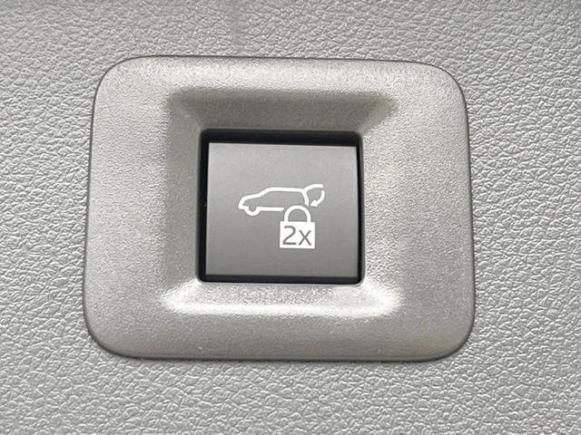 アルファード Ｚ　ムーンルーフ　後席モニター　１４型ナビ付ＤＡ　全周囲カメラ　ユニバーサルステップ　デジタルインナーミラー　前席中列シートベンチレーション　両側電動スライドドア　セーフティセンス　電動オットマン　禁煙車（38枚目）