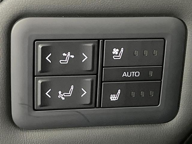 アルファード Ｚ　ムーンルーフ　後席モニター　１４型ナビ付ＤＡ　全周囲カメラ　ユニバーサルステップ　デジタルインナーミラー　前席中列シートベンチレーション　両側電動スライドドア　セーフティセンス　電動オットマン　禁煙車（57枚目）